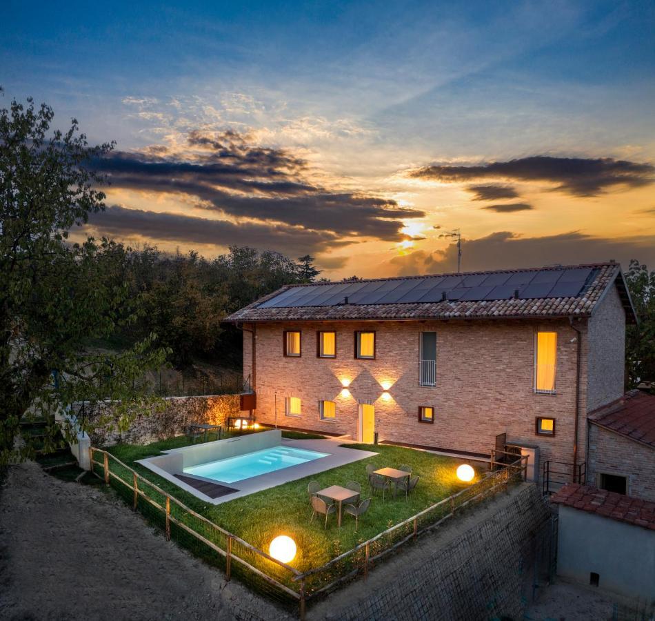 Borgo Roggeri - Country House Nelle Langhe La Morra Ngoại thất bức ảnh